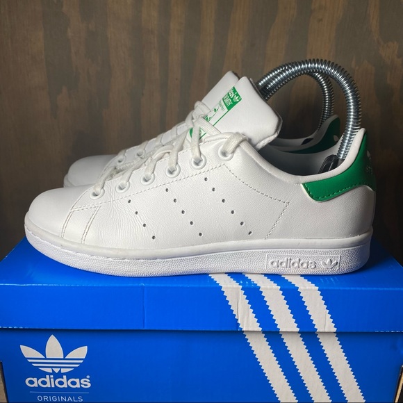 Adidas Stan Smith J White Sneakers 3.5 - Picture 4 of 13